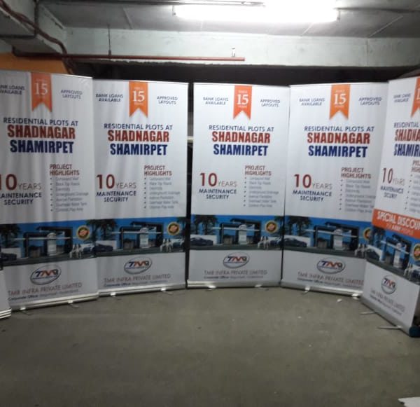 Roll Up Standees
